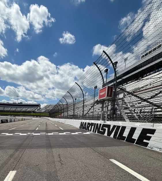 34_Martinsville